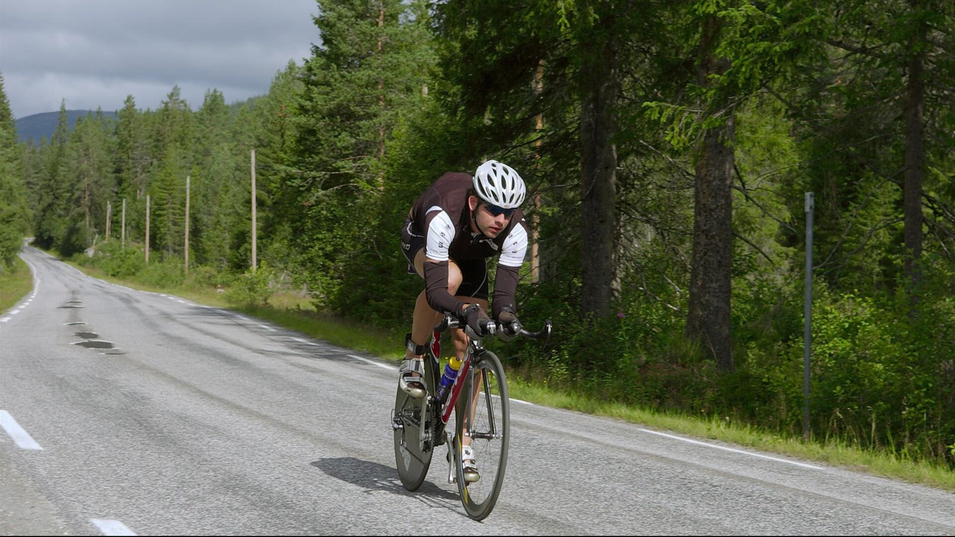 若日尼奥，硬仗之王，哥伦比亚强势拿下佛罗伦萨